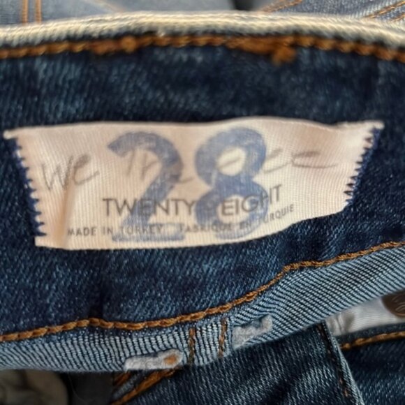 We the Free jeans slight boot cut size 28. - Picture 5 of 7